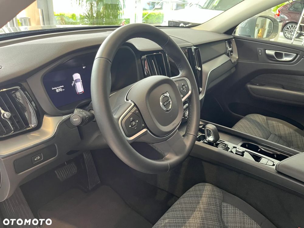 Volvo XC 60 B5 B AWD Core - 9