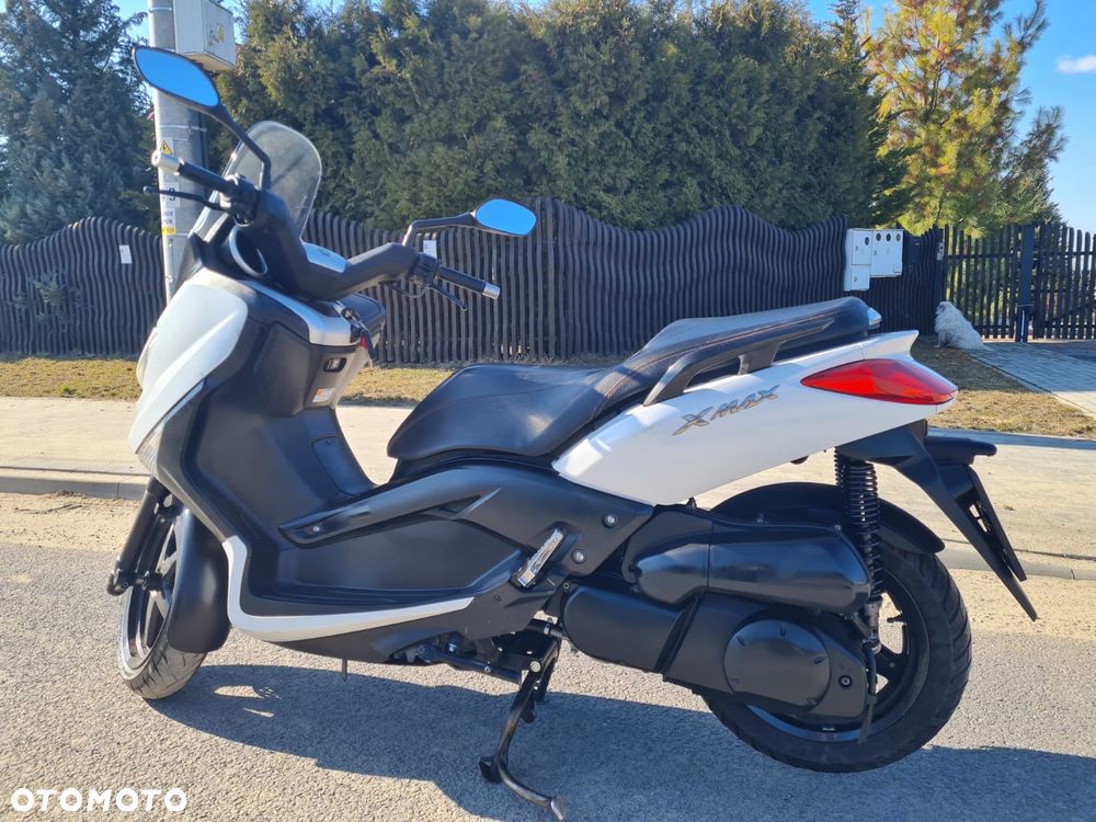 Yamaha X-max - 4
