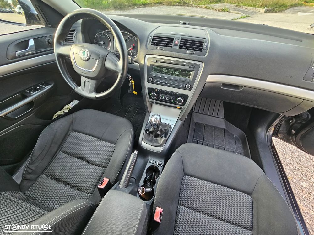 Skoda Octavia 1.6 TDI Ambiente - 14