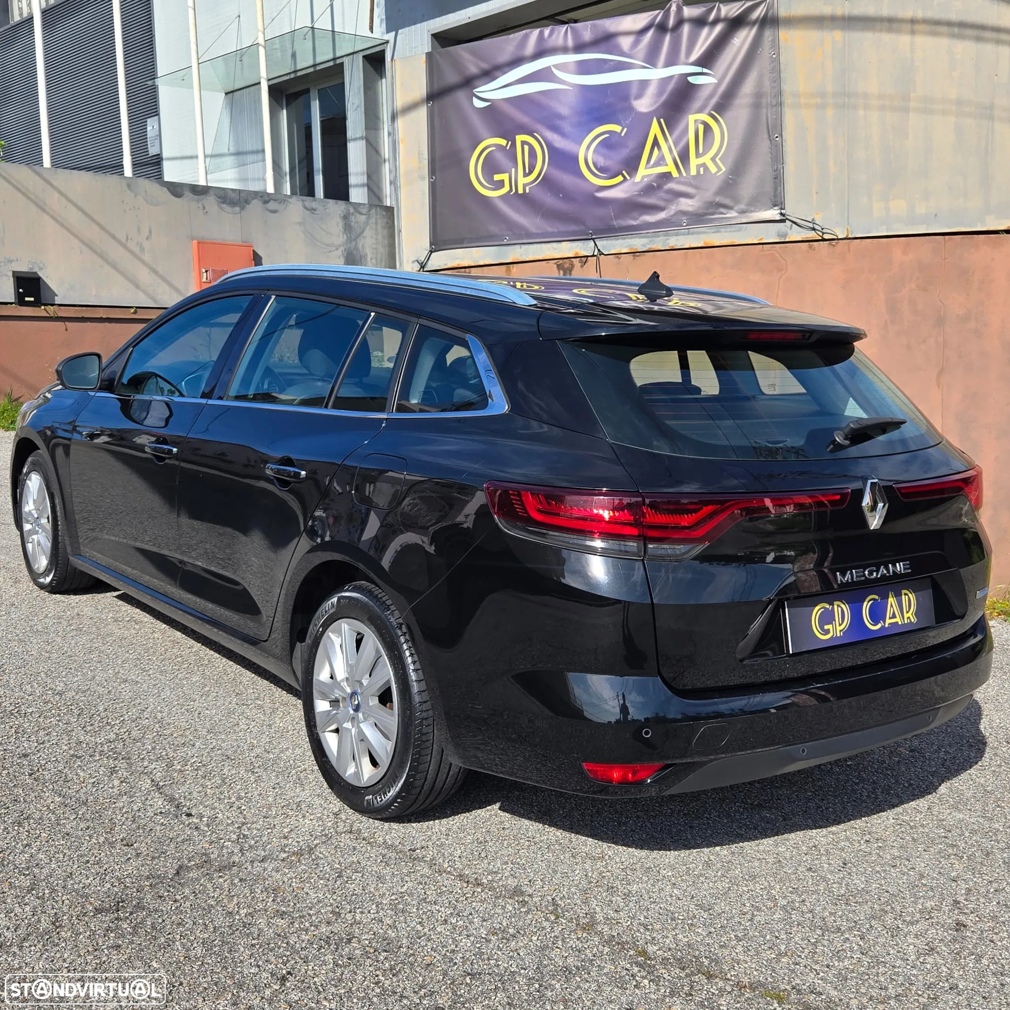 Renault Mégane Sport Tourer 1.6 E-Tech Plug-In Zen - 3