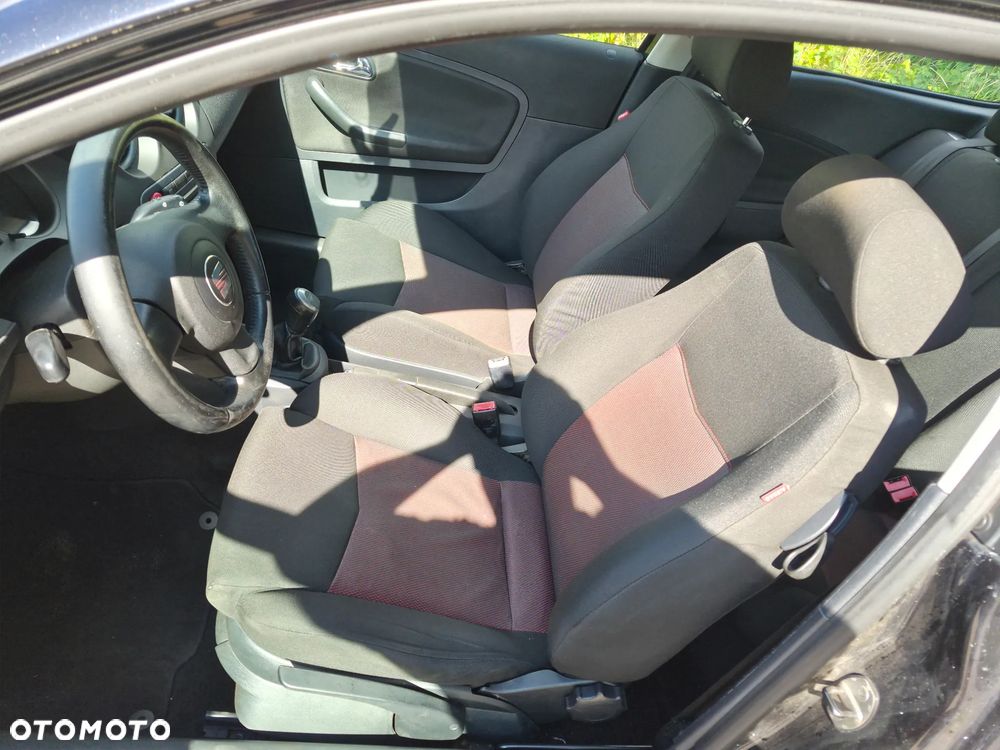 Seat Ibiza SC 1.4 16V Sport - 11