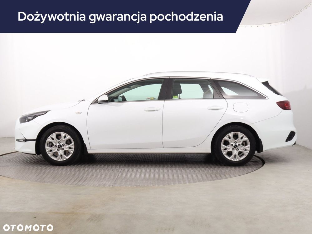 Kia Ceed - 4