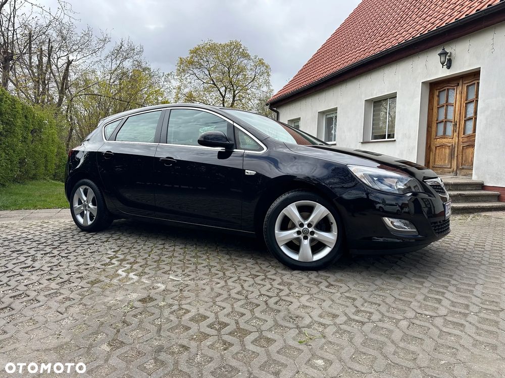 Opel Astra - 11