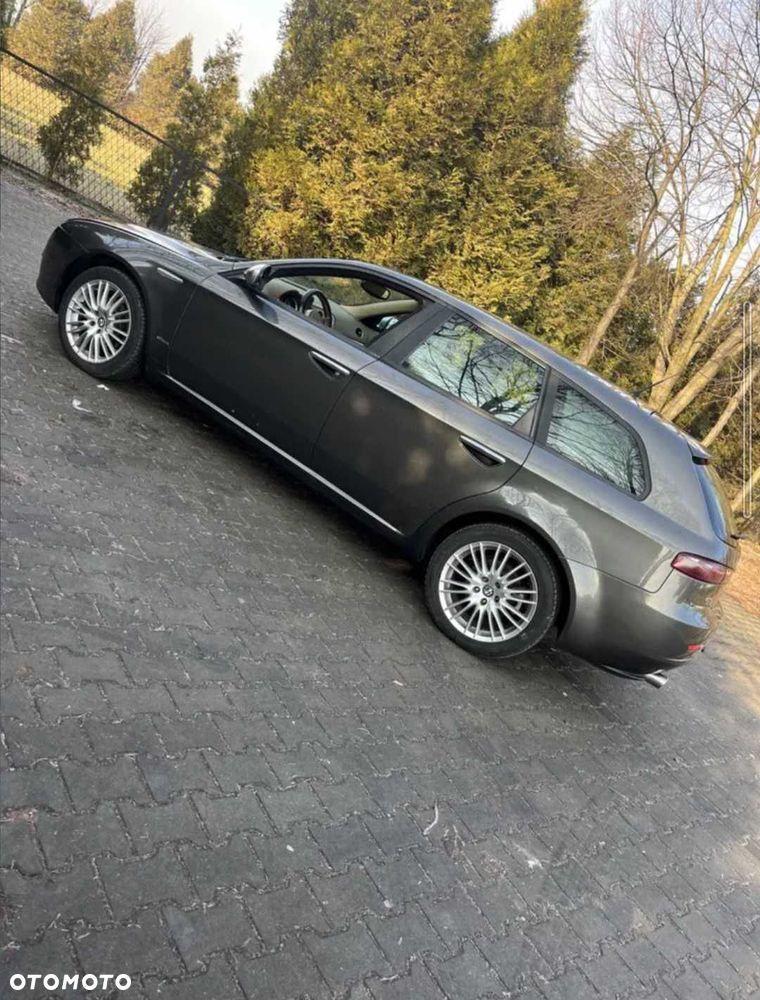Alfa Romeo 159 - 3