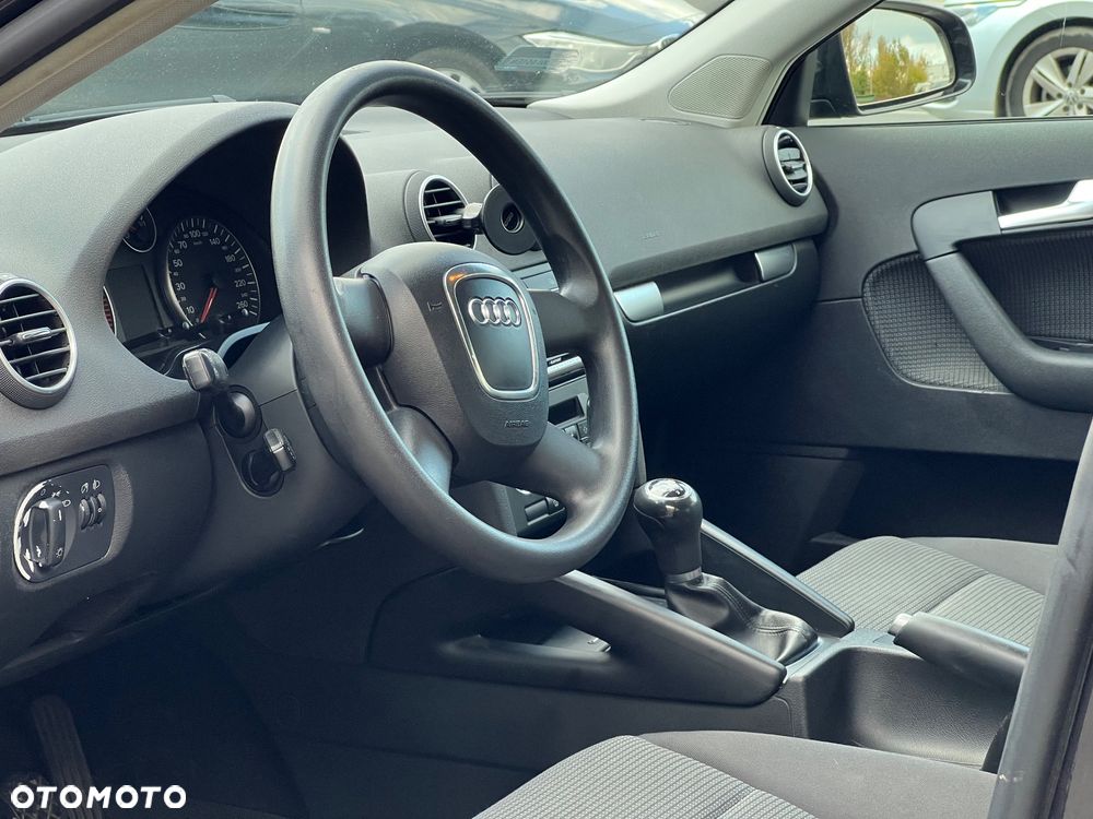 Audi A3 Sportback 1.9 TDI Ambition - 14