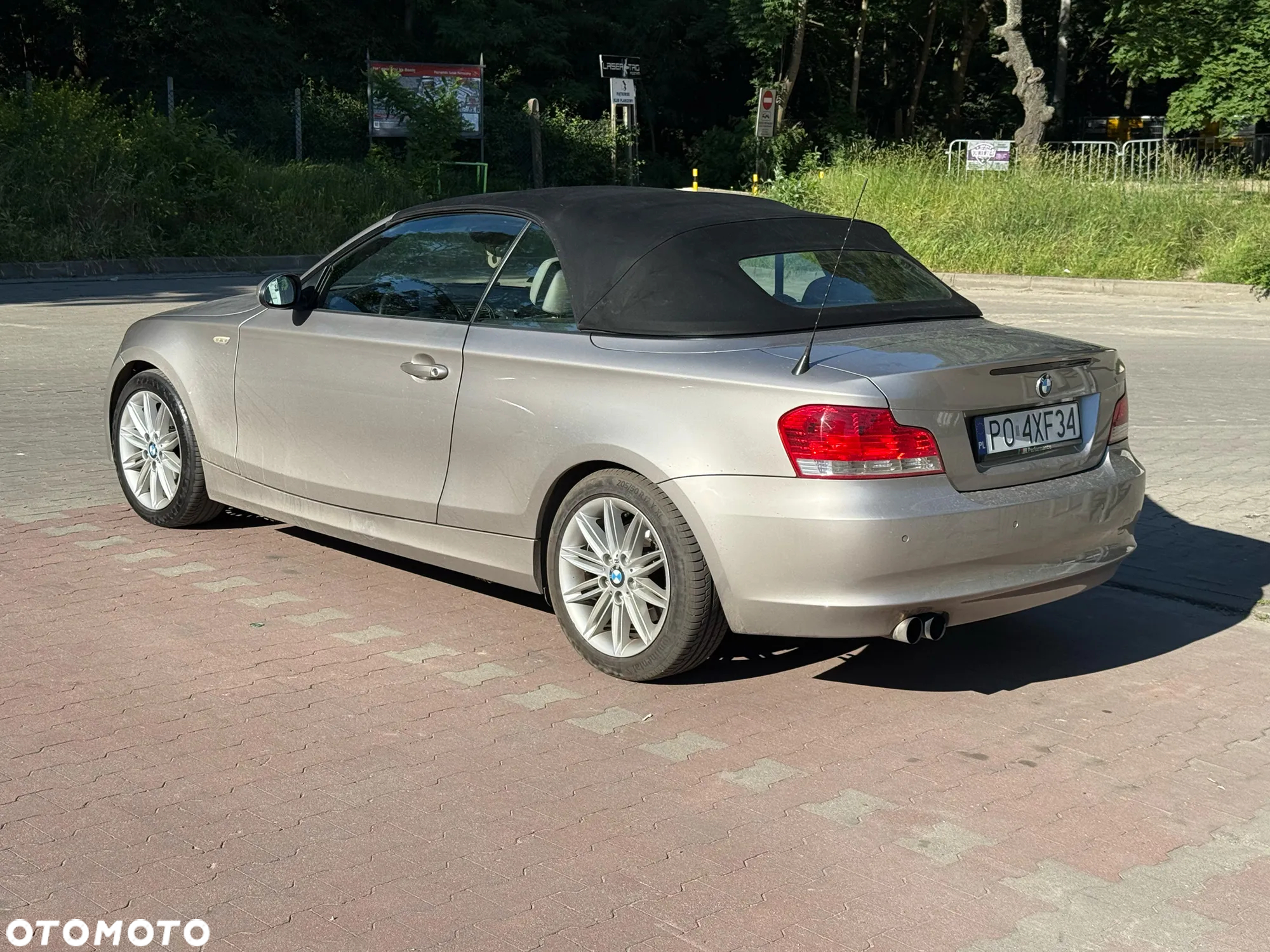 BMW Seria 1 120i - 16