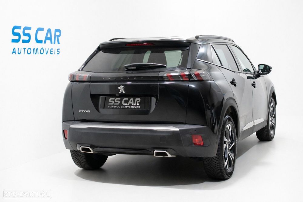Peugeot 2008 1.2 PureTech Allure EAT8 - 3