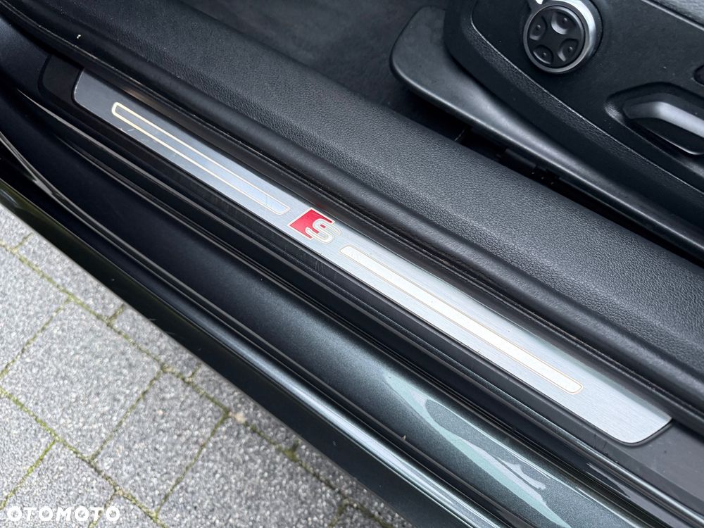 Audi A4 Avant 2.0 TDI Quattro Sport S tronic - 16