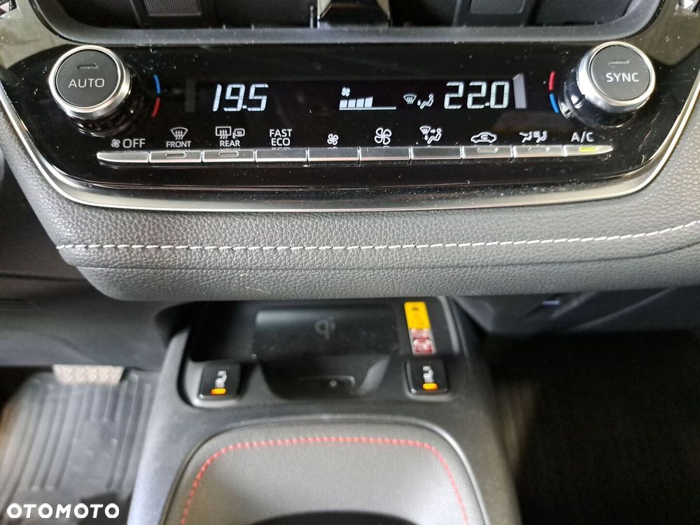 Toyota Corolla 1.8 Hybrid GR Sport - 26