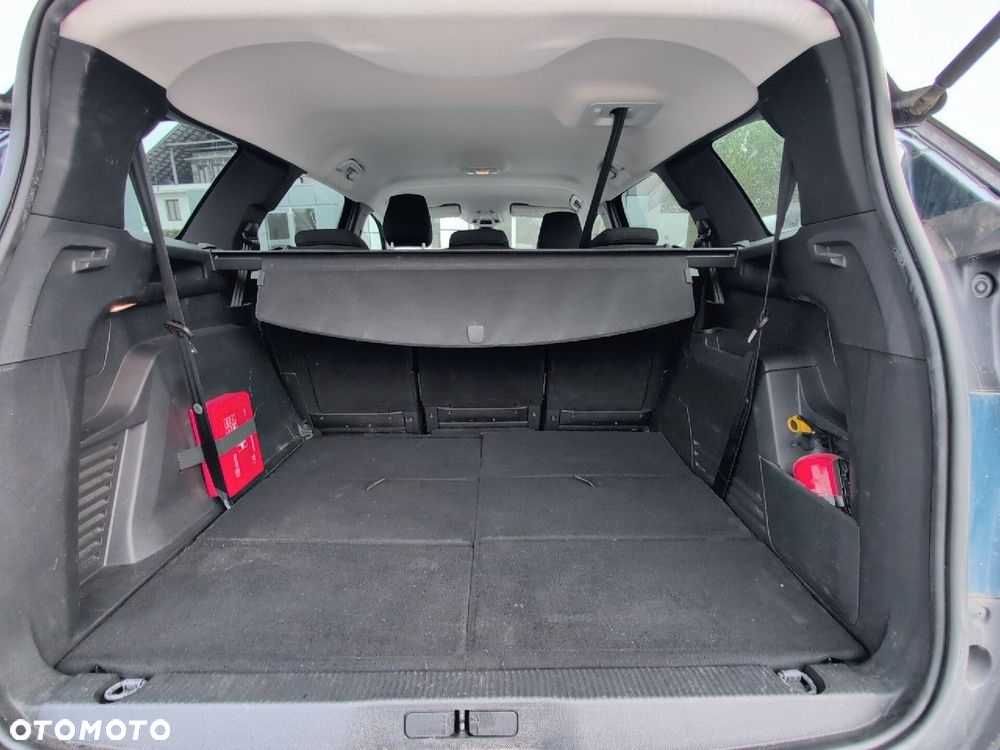 Peugeot 5008 1.2 PureTech Active Pack S&S EAT8 - 17