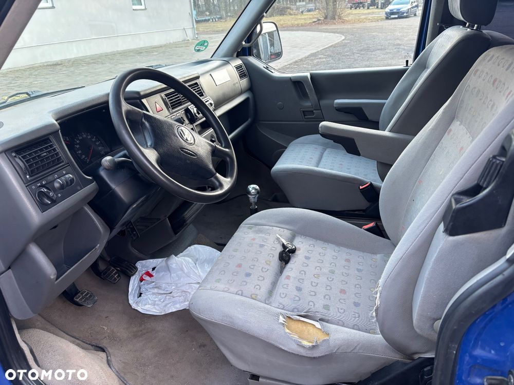 Volkswagen Multivan Standard - 8