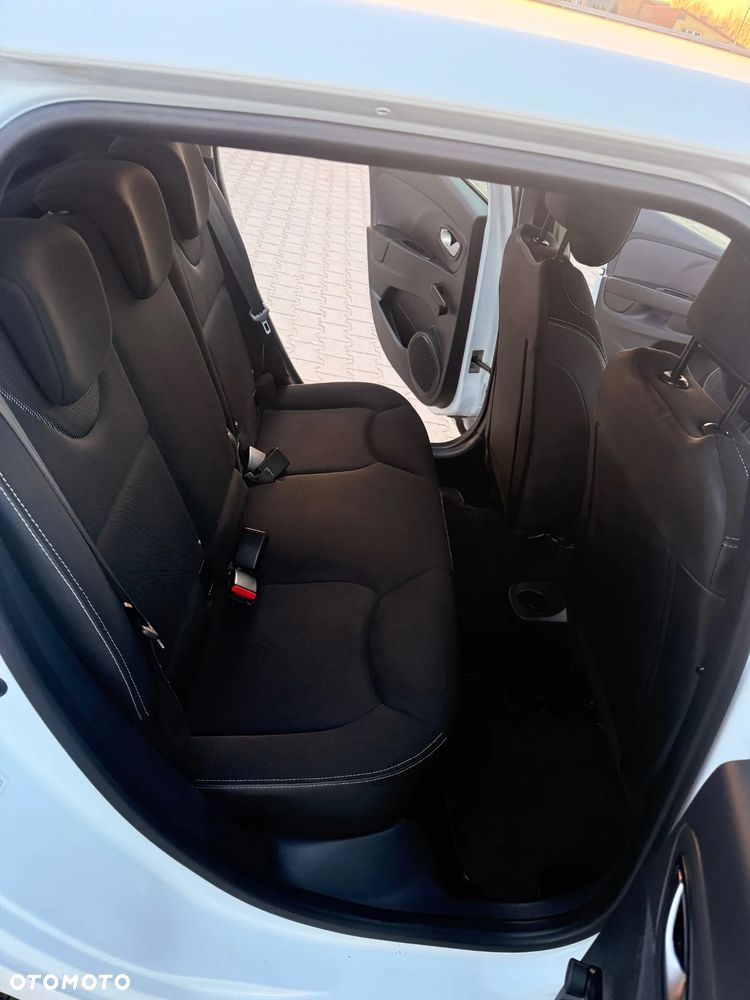 Renault Clio 1.5 dCi Energy Intens+ EU6 - 11