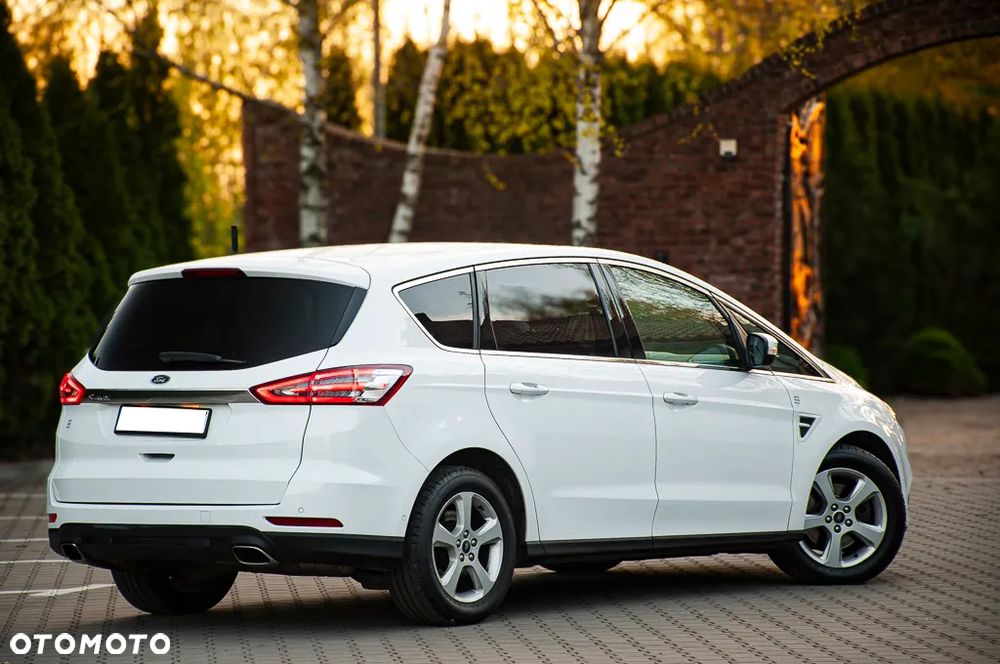 Ford S-Max 2.0 TDCi Titanium PowerShift - 15