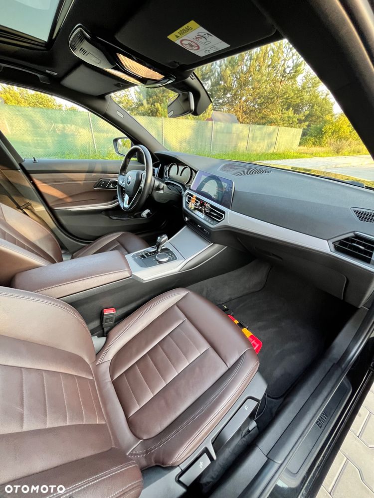 BMW Seria 3 318d Advantage - 30