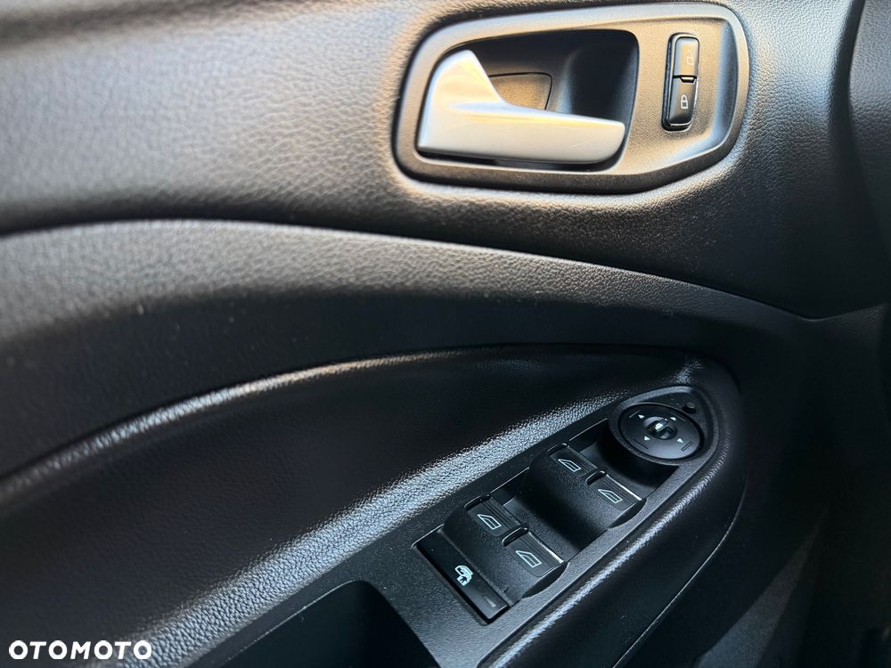 Ford Kuga 2.0 TDCi 4x4 Titanium - 30