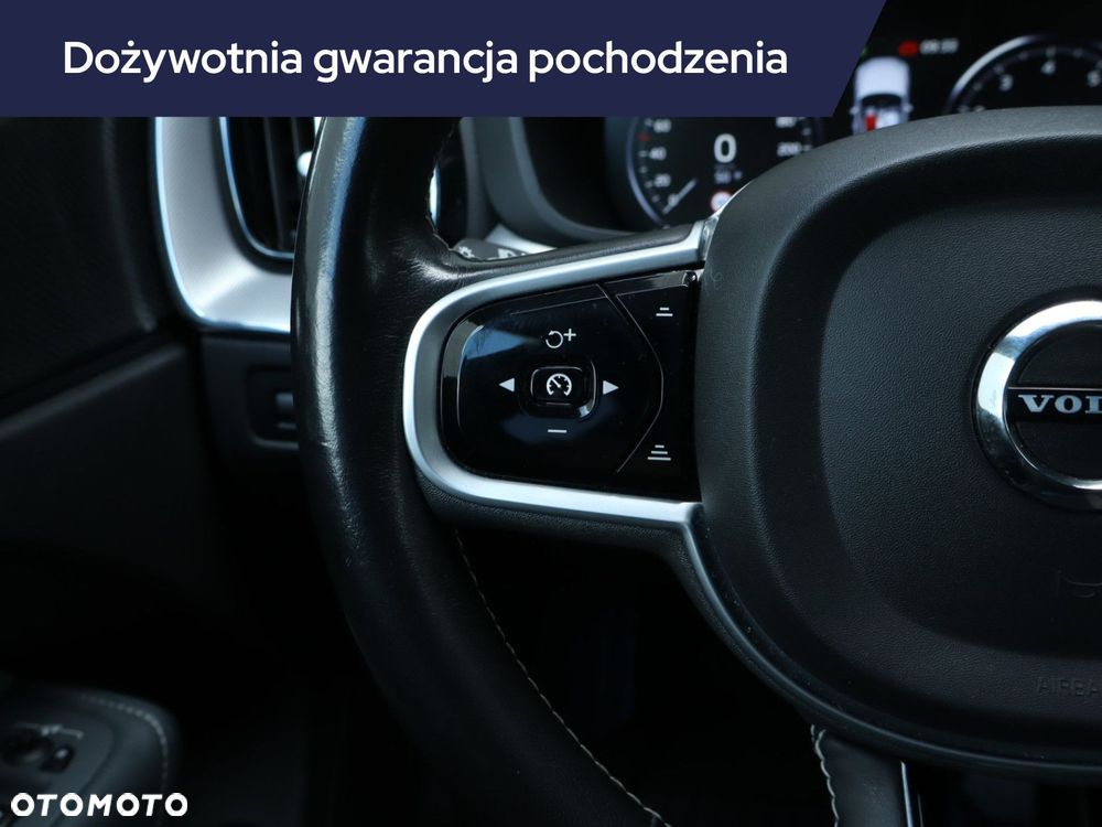 Volvo XC 60 - 21