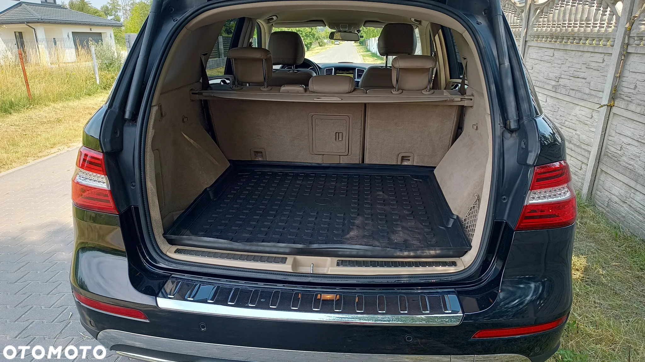 Mercedes-Benz ML 350 BlueTec 4-Matic - 9
