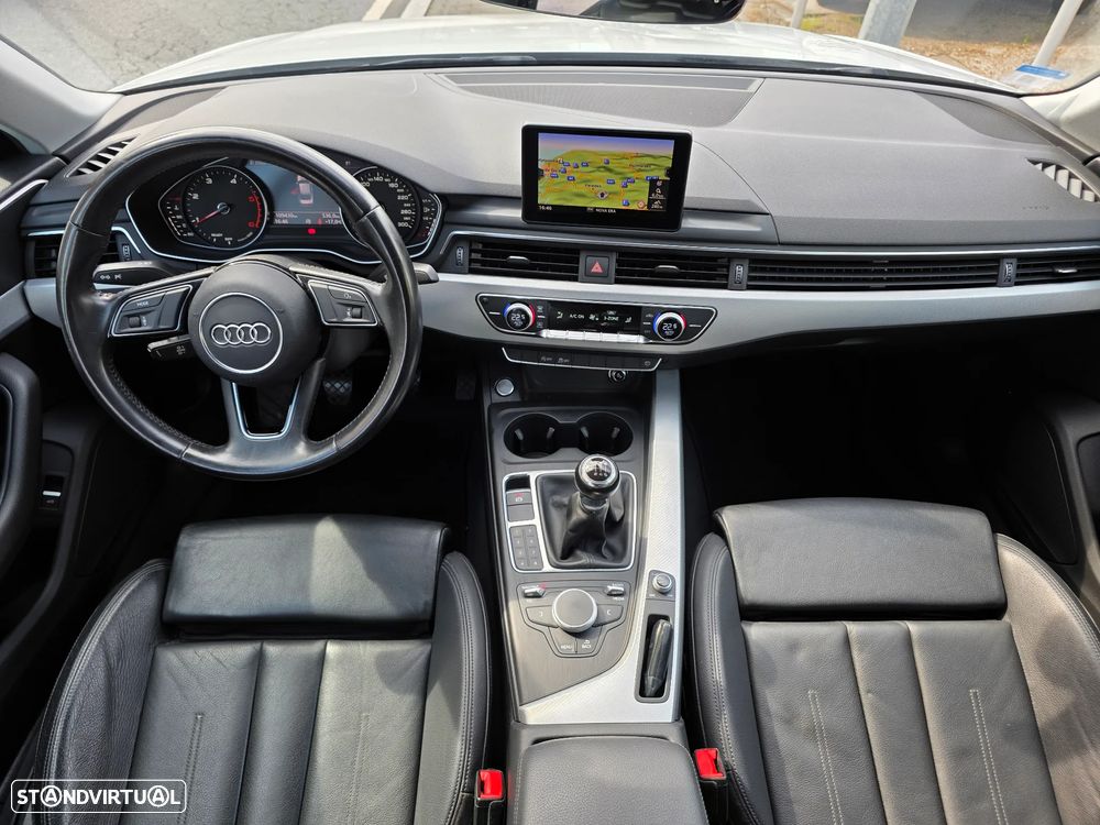 Audi A4 2.0 TDI Business Line Sport - 20
