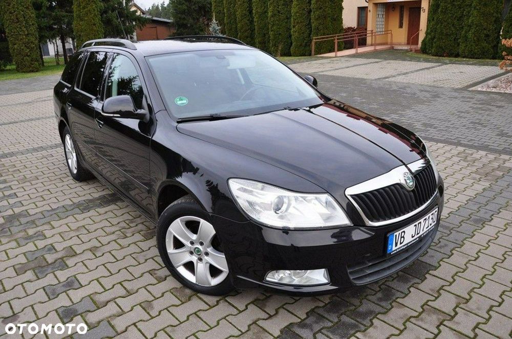 Skoda Octavia 1.6 TDI DPF DSG Elegance - 12