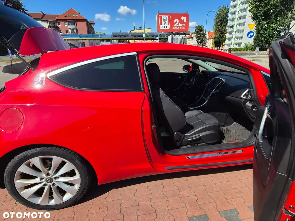 Opel Astra 1.6 T Sport - 9