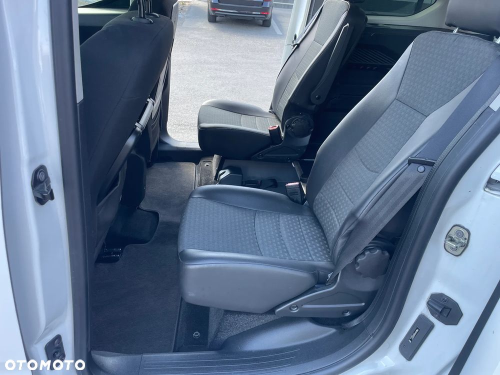 Toyota Proace City Verso 1.5 D-4D L1 Combi - 11