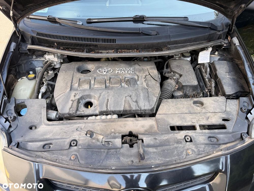 Toyota Auris 1.6 2010 - 26