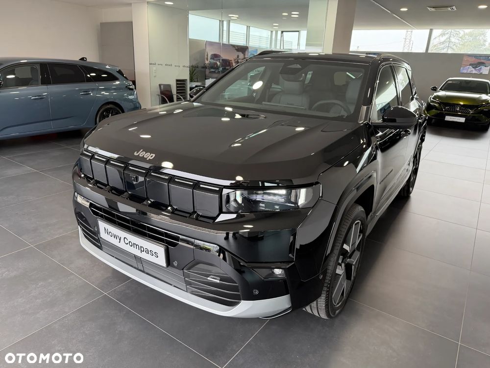 Jeep Compass - 2