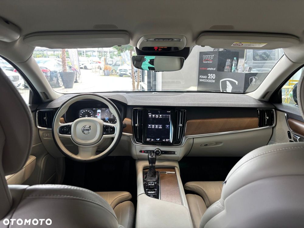 Volvo S90 - 31