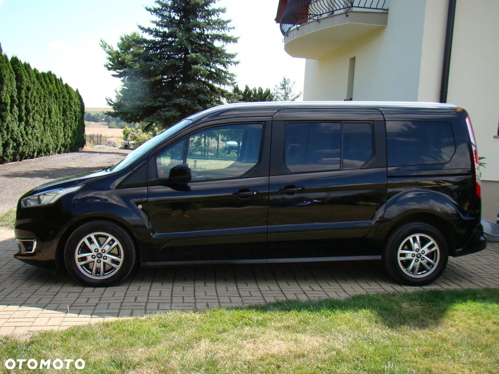 Ford Tourneo Connect Grand - 13