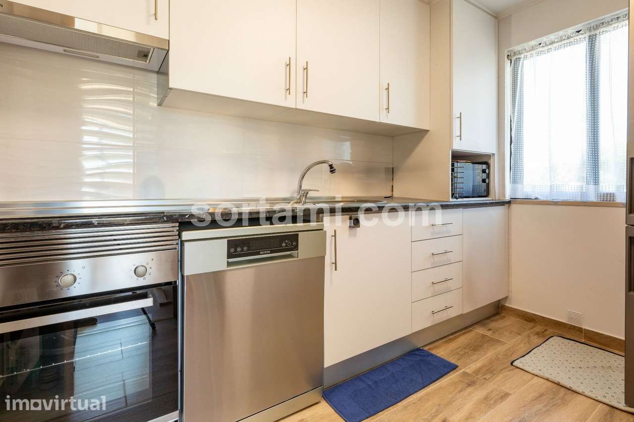 Apartamento T2 Venda em Quarteira,Loulé - Grande imagem: 4/18