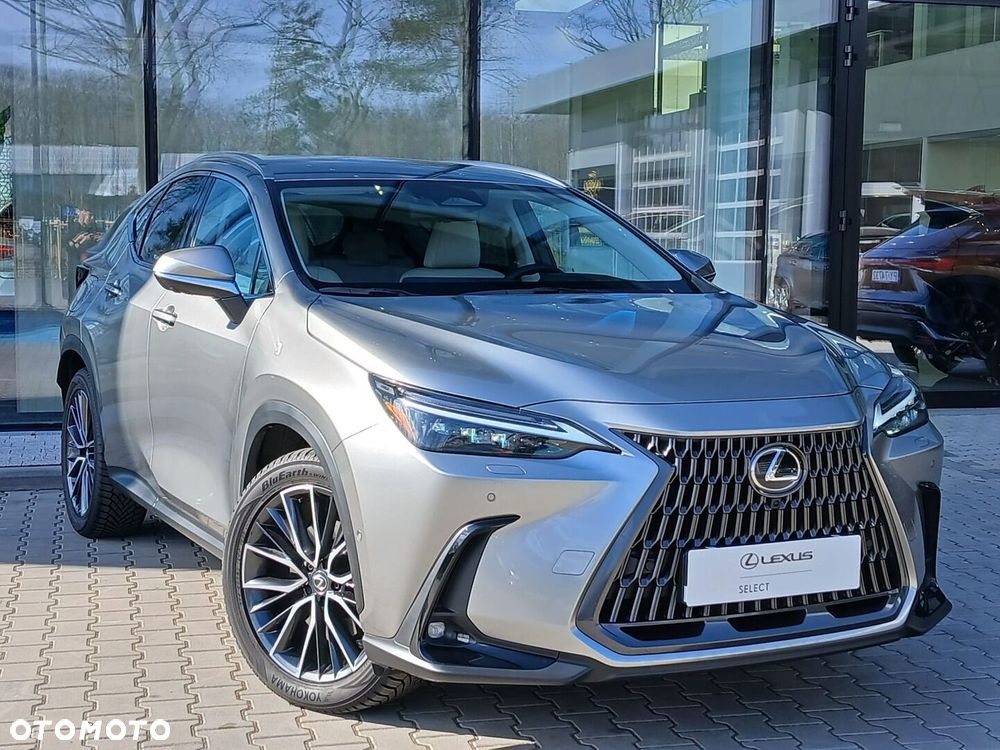 Lexus NX - 9