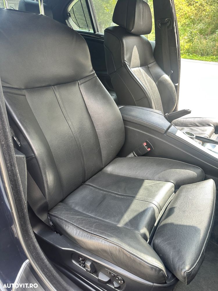 BMW Seria 5 530d xDrive Aut. - 3