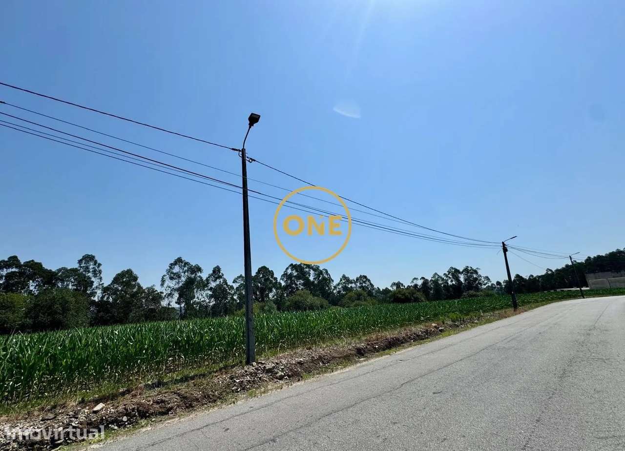 Terreno rústico com viabilidade de construção em Covelas, Trofa - Grande imagem: 2/10