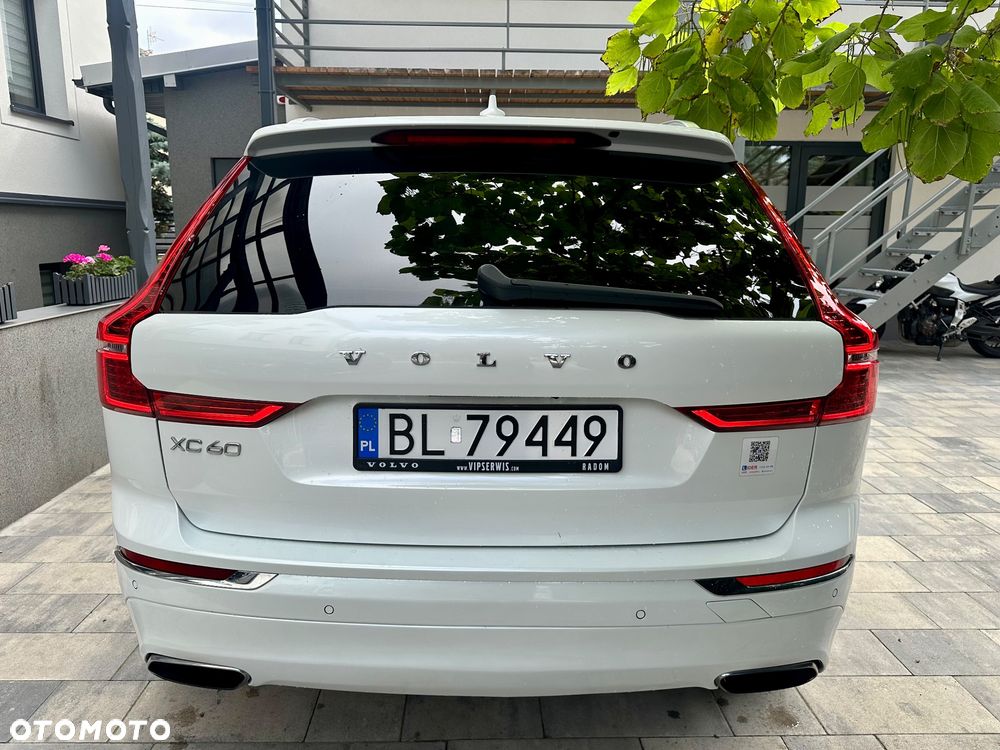 Volvo XC 60 T5 AWD Momentum - 5