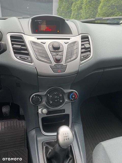 Ford Fiesta 1.4 TDCi Silver X plus - 13