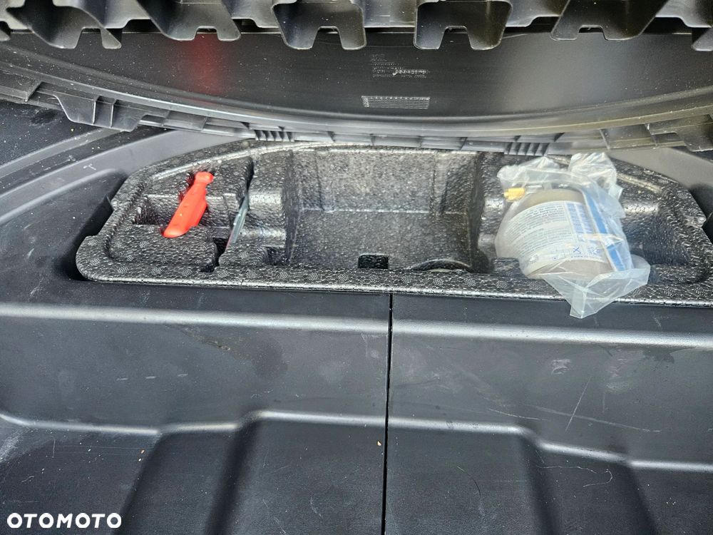 Chevrolet Cruze - 24