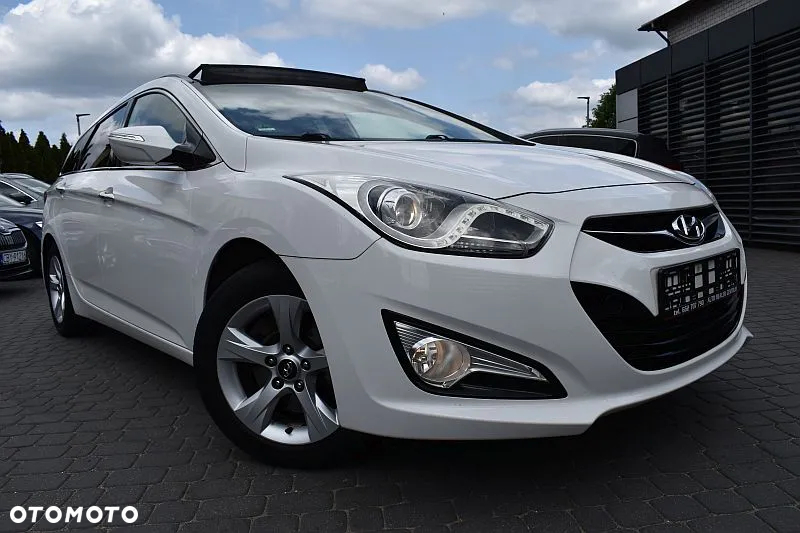 Hyundai i40 i40cw 2.0 Premium - 38