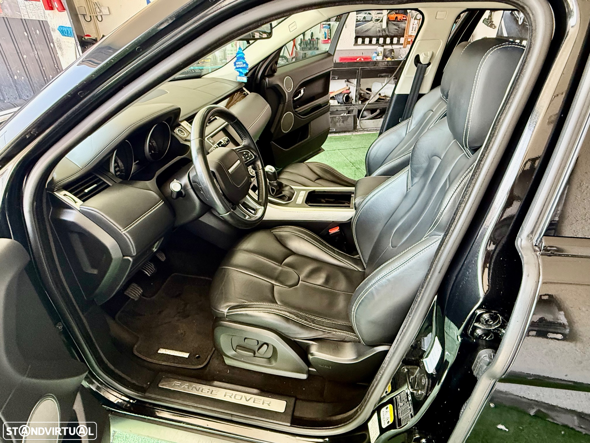 Land Rover Range Rover Evoque 2.2 TD4 Prestige - 41
