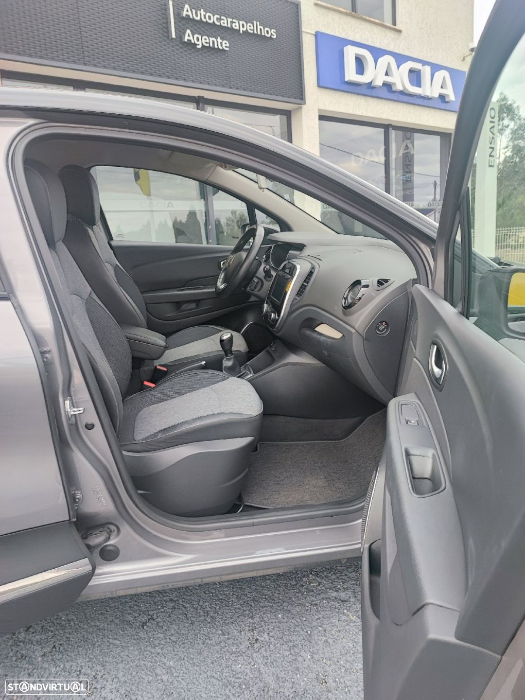 Renault Captur 0.9 TCE Exclusive - 28