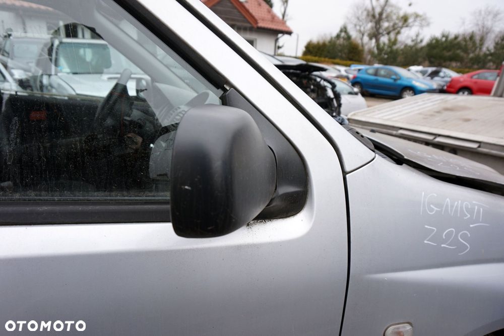 LUSTERKO ELEKTRYCZNE PRAWE IGNIS II Z2S SREBRNY SUZUKI 2003-2011 - 2