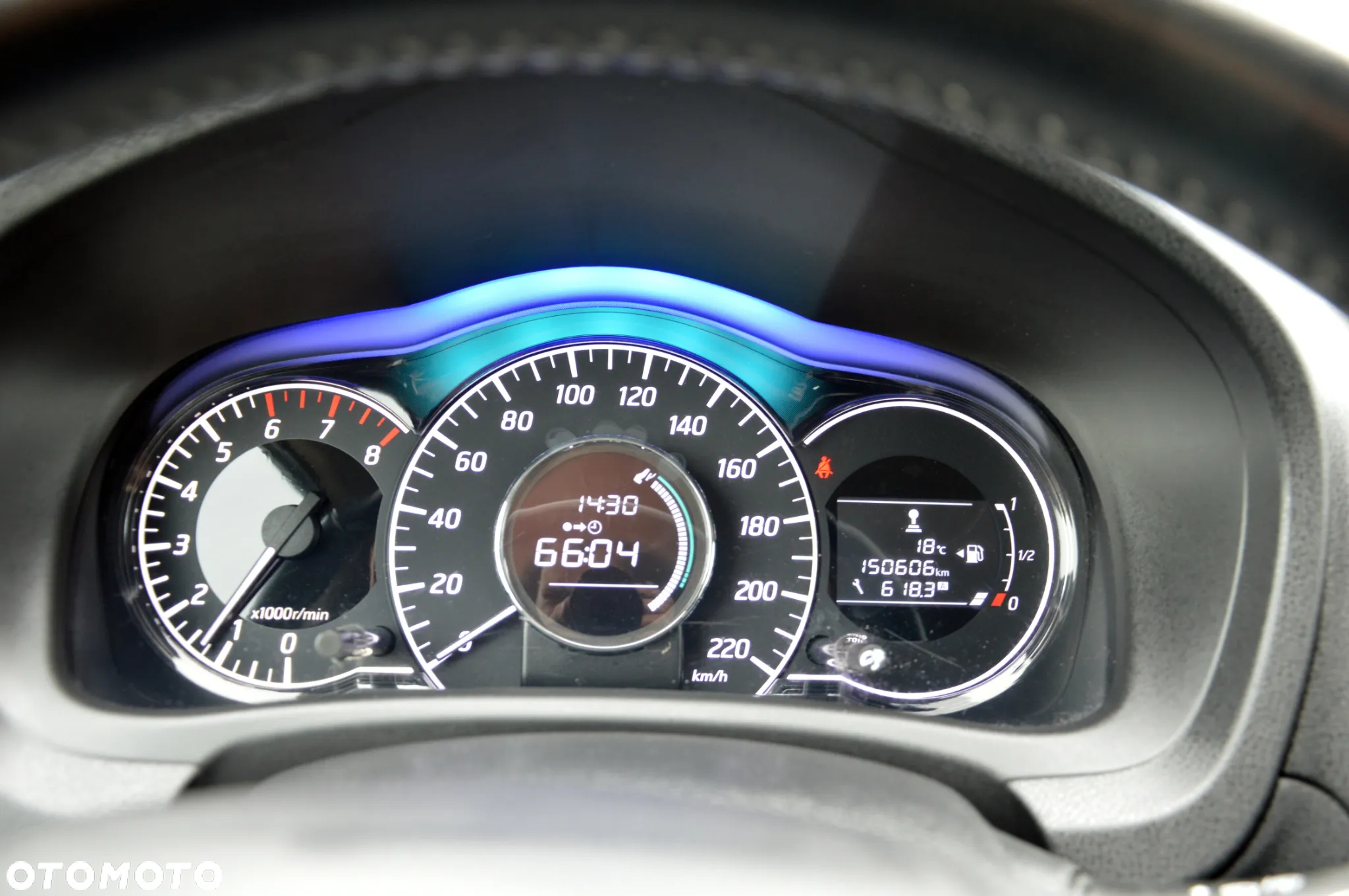 Nissan Note 1.2 DIG-S Tekna - 24