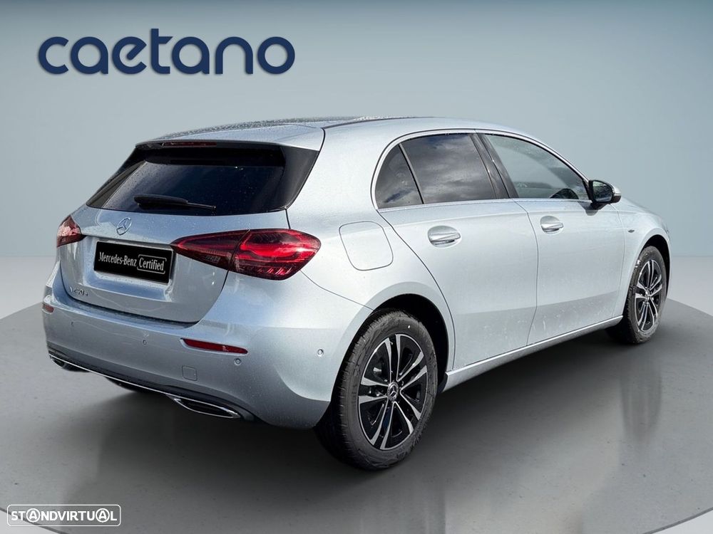 Mercedes-Benz A 250 e - 7