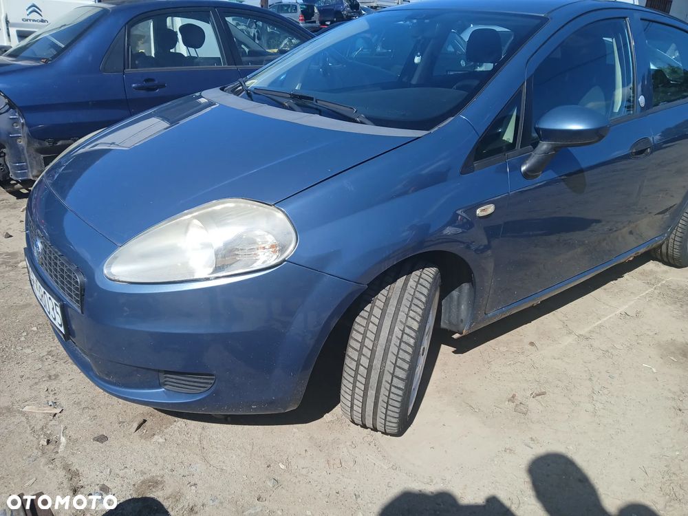 Fiat Grande punto 5d 1.2 MPI 8V CF4 65km 199 A4.000 silnik skrzynia napęd sanki belka wahacz wahacze zacisk zaciski zwrotnica piasta kopyto mc person amortyzator - 2