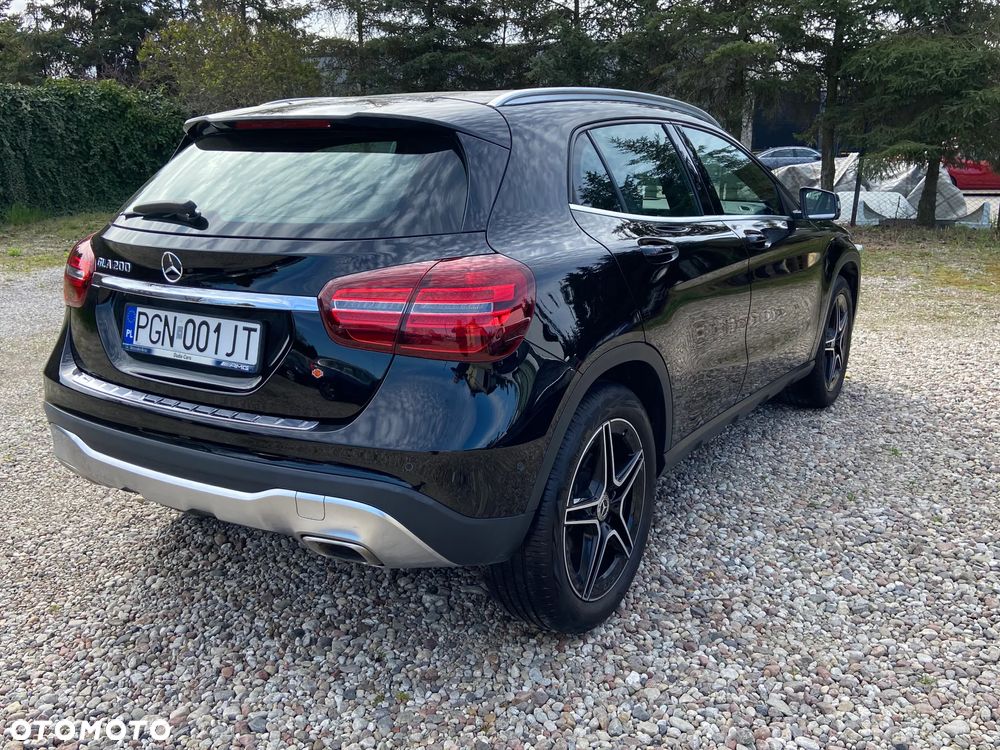 Mercedes-Benz GLA - 19