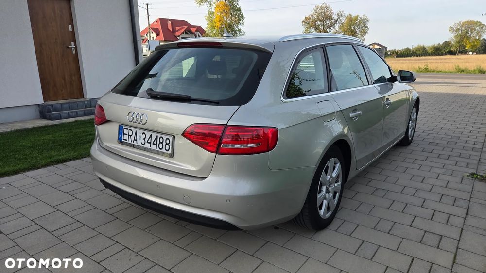 Audi A4 - 8