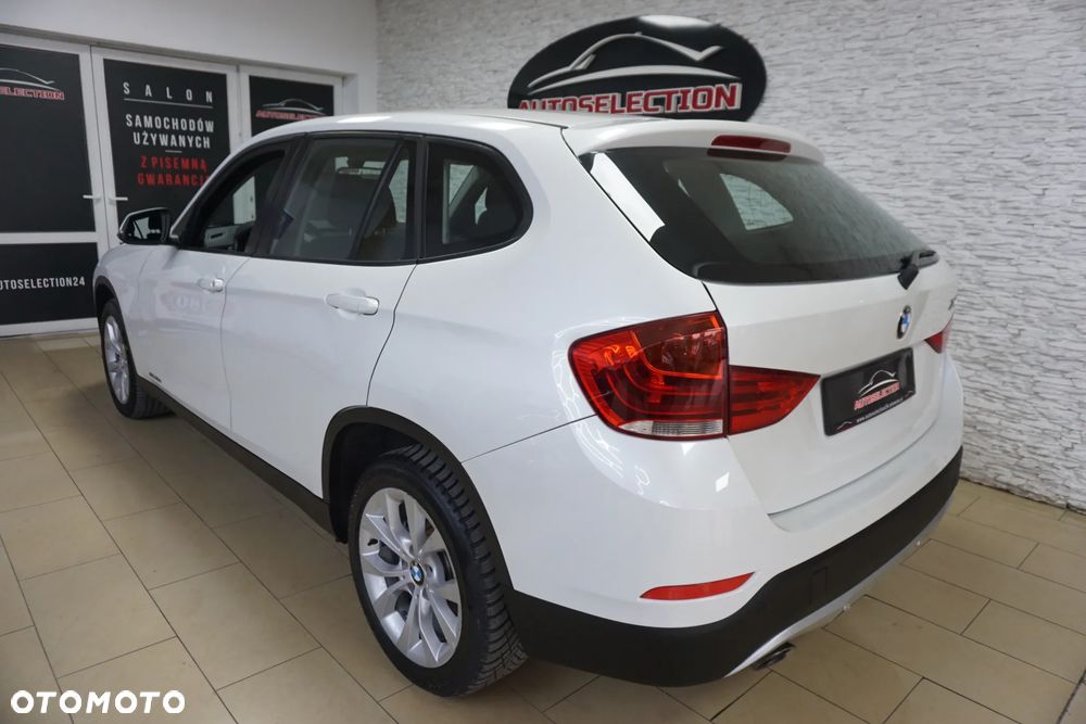 BMW X1 sDrive16d xLine - 10