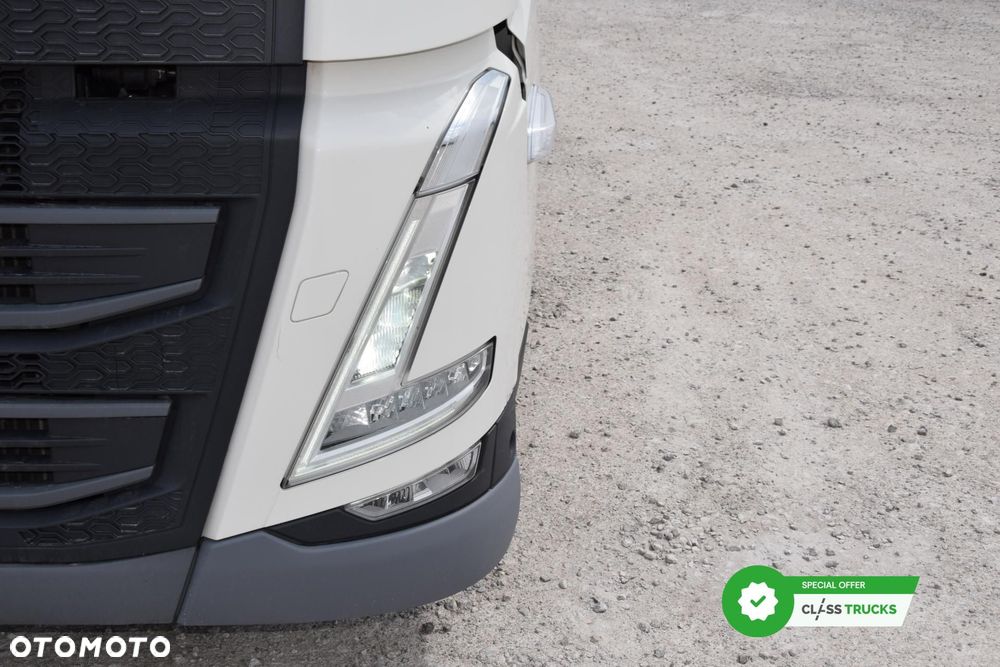 Volvo FH 460 Globetrotter XL Mega i-Save - 7