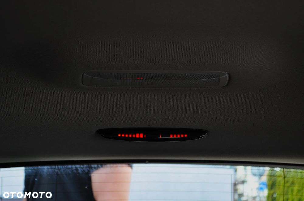 Mercedes-Benz Klasa B - 31