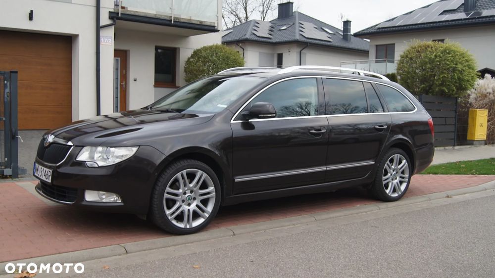 Skoda Superb 2.0 TDI Elegance DSG - 1