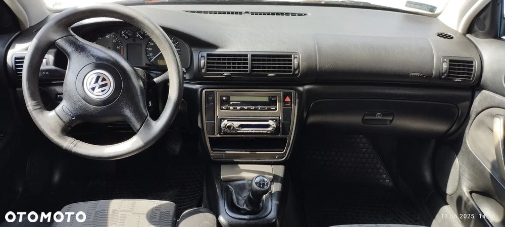 Volkswagen Passat - 8